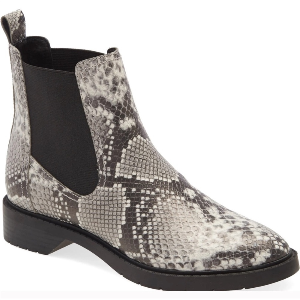 NWOT Treasure & Bond Gabriela Chelsea Boot /Size 8